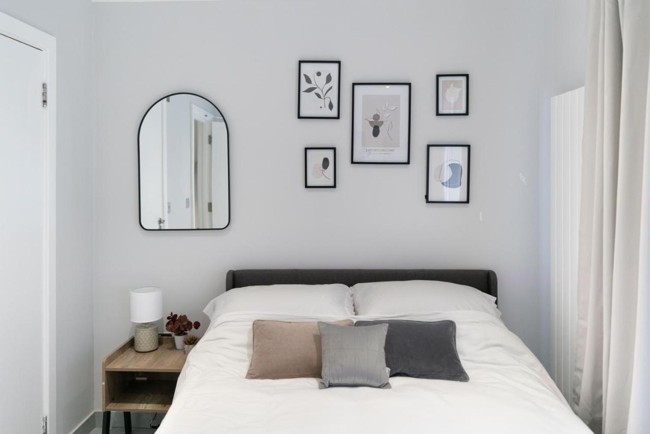 Luxury 5Bd Suite Guest House 伦敦 外观 照片
