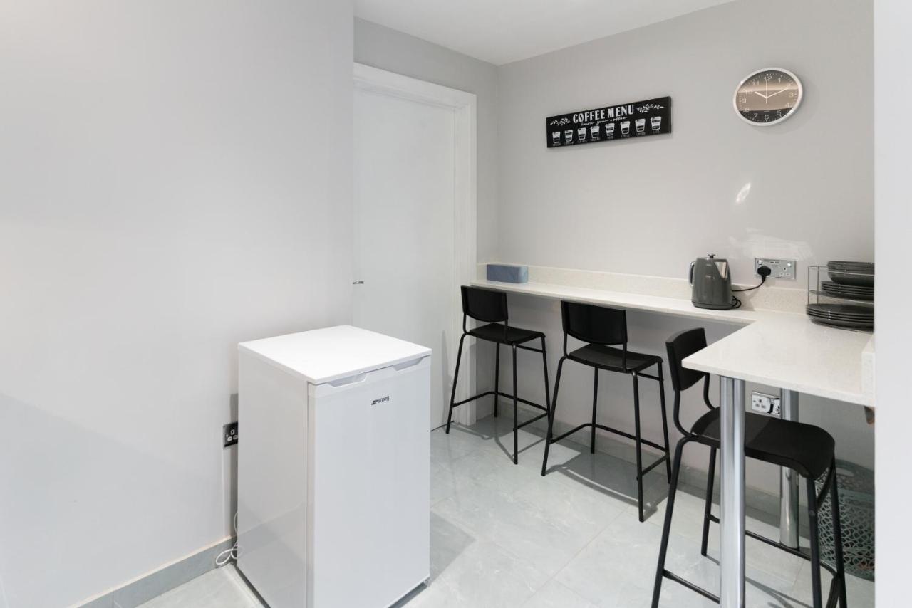 Luxury 5Bd Suite Guest House 伦敦 外观 照片