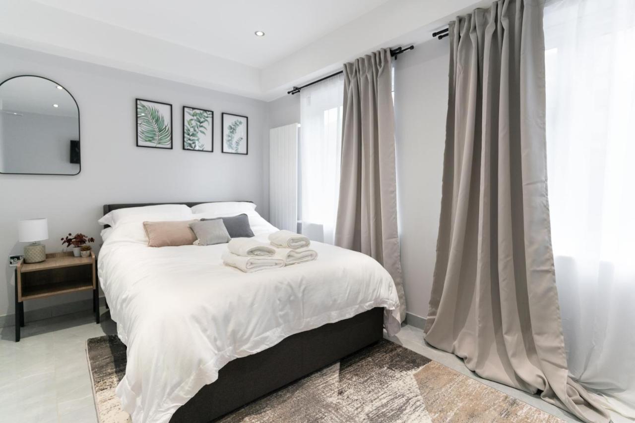 Luxury 5Bd Suite Guest House 伦敦 外观 照片